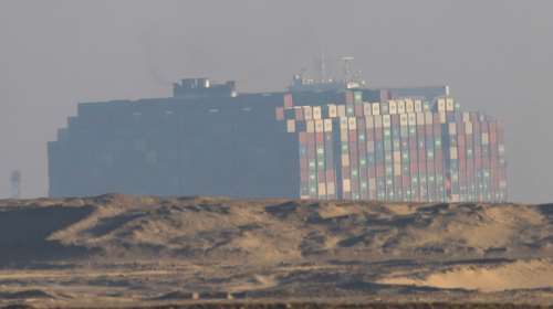 Το Ever Given αποκολλήθηκε από τη Διώρυγα του Σουέζ μετά το παγκόσμιο μπλακ άουτ 6 ημερών [εικόνες - βίντεο]