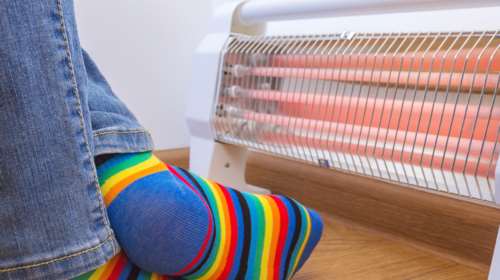 &quot;Φαρμακείο&quot; η χρήση ηλεκτρικής σόμπας: Γιατί μπορεί να κοστίζει έως και… ένα ευρώ την ώρα