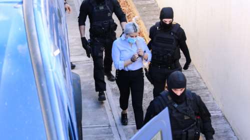 Επίθεση με βιτριόλι: &quot;Η δράστιδα προσπαθεί να επιρρίψει ευθύνες για την πράξη της στο θύμα&quot;, λέει ψυχολόγος