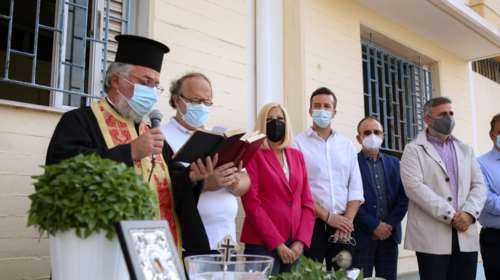 Γεννηματά για το άνοιγμα σχολείων: Η κυβέρνηση κάνει τα ίδια λάθη [εικόνες]