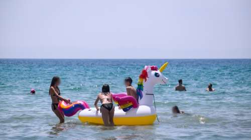 Υψηλές θερμοκρασίες και μελτέμια σήμερα - Πού υπάρχει πιθανότητα βροχοπτώσεων