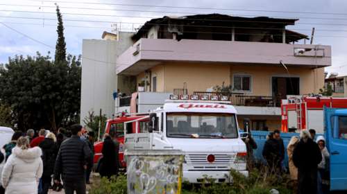 Τραγωδία στο Καματερό: Εντοπίστηκαν νεκρά δύο παιδιά 12 και 13 ετών μετά από φωτιά - Με εγκαύματα ο δίχρονος αδελφός τους