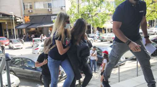 Εγκλημα στον Εύοσμο: Μητέρα και κόρη αλληλοκατηγορούνται για τη δολοφονία του 49χρονου