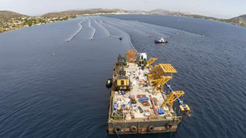 H Αίγινα αποκτά επιτέλους σταθερή παροχή νερού - Εντυπωσιακές εικόνες από τον υποθαλάσσιο αγωγό