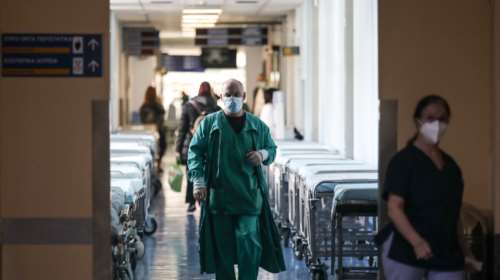 Σοκάρει ο 35χρονος με τις 2 θρομβώσεις μετά το εμβόλιο AstraZeneca: Ενιωσα ένα κάψιμο στο πόδι και νέκρωσε