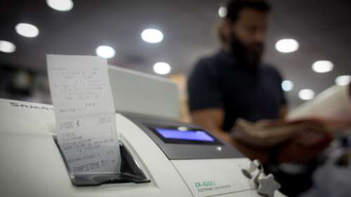 Σαφάρι 50.000 ελέγχων της εφορίας για έκδοση αποδείξεων στις τουριστικές περιοχές