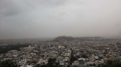 Νέο χαμηλό βαρομετρικό προ των πυλών - Πού θα εκδηλωθούν καταιγίδες και χιονοπτώσεις [χάρτες]