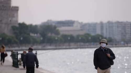 Κορονοϊός: Στη Θεσσαλονίκη ο Κικίλιας, ανησυχία για τα νέα δεδομένα - &quot;Κοκκινίζουν&quot; Αχαΐα και Ρέθυμνο