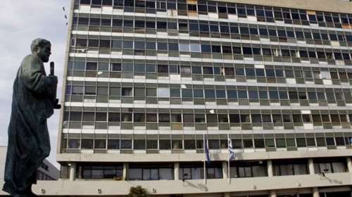 Kορονοϊός-ΑΠΘ: Ποιες λειτουργίες του αναστέλλονται-Ποιοι θα εργάζονται από το σπίτι -Διευκρινίσεις για τη σίτιση φοιτητών