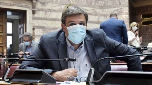 Ξανθός: Απαράδεκτο να χρησιμοποιούνται τα νοσοκομεία ως εμβολιαστικά κέντρα