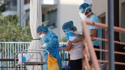 Κορονοϊός: Σταθερά τριψήφια τα κρούσματα - 217 την Τετάρτη, 28 οι διασωληνωμένοι, ακόμη 3 νεκροί