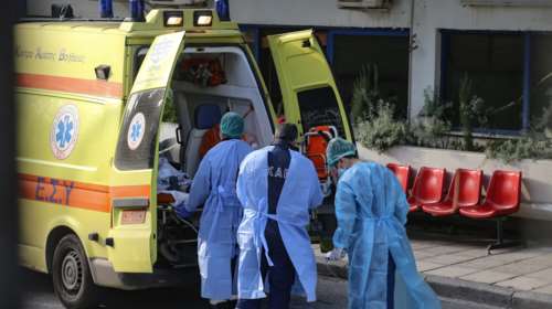 Κορονοϊός - Καθηγητής Πνευμονολογίας: Και τις επόμενες 2-3 εβδομάδες τα ίδια νούμερα θα βλέπουμε