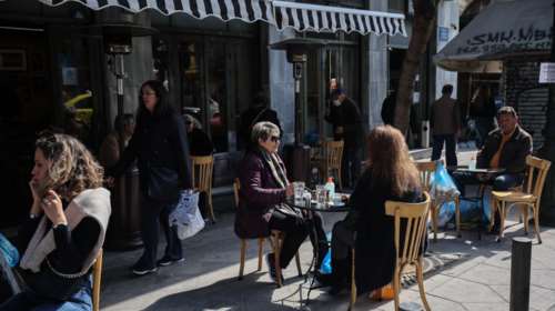 Παυλάκης: "Ανησυχώ για έξαρση της πανδημίας το Πάσχα - Μιλάμε για αποκλιμάκωση με 82 νεκρούς"