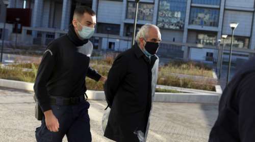 Δίκη ψευτογιατρού: &quot;Φιλενάδα, λήξη συναγερμού, δεν έχεις καρκίνο&quot;, έλεγε σε καρκινοπαθή