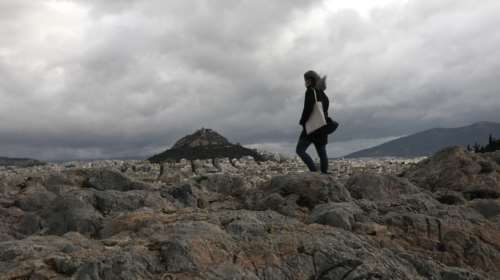 Αίθριος καιρός σήμερα με μικρή άνοδο της θερμοκρασίας - Πού θα σημειωθούν τοπικές βροχές - Επιδείνωση από το βράδυ