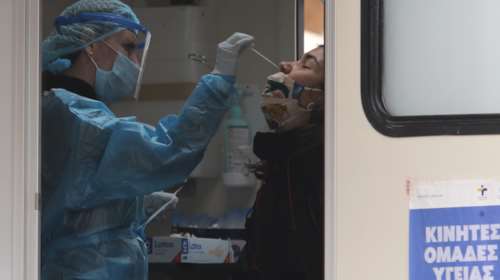 Προβληματισμός για τη νέα μετάλλαξη του κορονοϊού που εμφανίστηκε στην Κρήτη: Ξεκινούν έρευνες