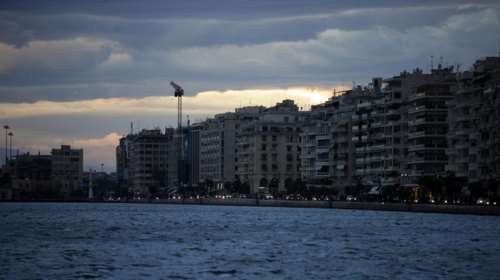 Αστατος καιρός σήμερα: Πού θα σημειωθούν βροχές και καταιγίδες