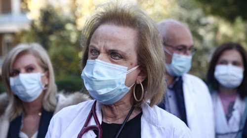 Παγώνη για Astrazeneca: Σωστή η απόφαση, αλλά λάθος ο επικοινωνιακός χειρισμός - Κάντε τη δεύτερη δόση