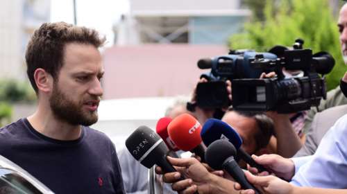 Εγκλημα στα Γλυκά Νερά: Στη ΓΑΔΑ καταθέτει ο 32χρονος πιλότος- Το μυστήριο με το ρολόι της Κάρολαϊν