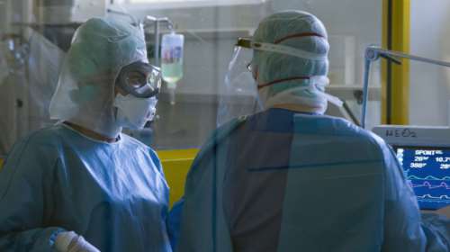 Κορονοϊός: Στα ύψη με 43.386 νέα κρούσματα και σήμερα - 62 θάνατοι και 628 οι διασωληνωμένοι