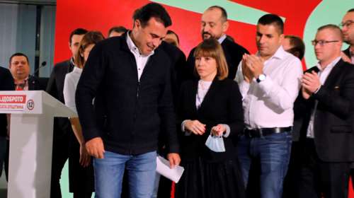 Βόρεια Μακεδονία: &quot;Έπεσε&quot; η κυβέρνηση Ζάεφ - Η αντιπολίτευση εξασφαλίζει πλειοψηφία στη Βουλή