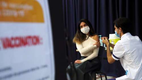 Κορονοϊός - Βρετανία: Πάνω από 20 εκατ. πολίτες έχουν εμβολιαστεί