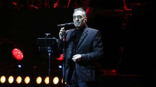 Ο Νότης Σφακιανάκης ζητάει και τα ρέστα: &quot;Κράτος του κ@@@ και πληρωμένοι δημοσιογράφοι&quot;