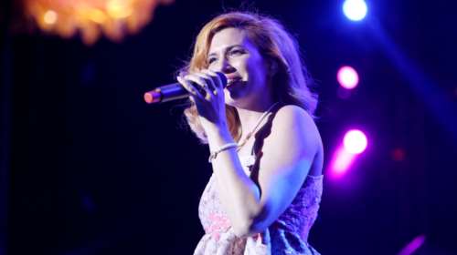 Πέννυ Μπαλτατζή: Γνωστός πολιτικός με πήρε και με κάθισε στα πόδια του