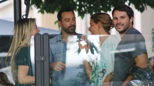 Τατιάνα Μπλάτνικ: Βόλτα στο κέντρο με φθινοπωρινό, casual look - Συνάντηση με τον Τανιμανίδη [εικόνες]