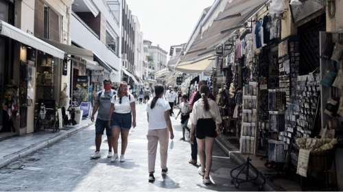 Πρωτογενές έλλειμμα στα 8,19 δισ. ευρώ -  &quot;Βουτιά&quot; στα έσοδα από φόρους