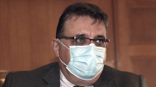 Κάθετος ο Εξαδάκτυλος: Να μην υπάρξει καμία χαλάρωση των μέτρων μέχρι τις 12 Απριλίου