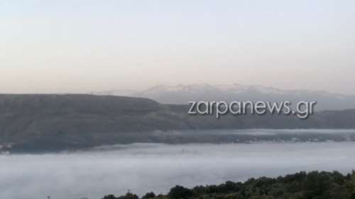 Χανιά: &quot;Κρύφτηκε&quot; η Σούδα από τη σπάνια ομίχλη μεταφοράς - Πώς δημιουργείται το φαινόμενο [εικόνες]