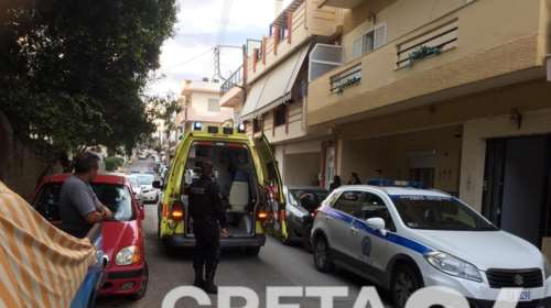 Ηράκλειο - Σοκ: Ο 51χρονος σκότωσε τη μητέρα του με πέντε διαφορετικά μαχαίρια