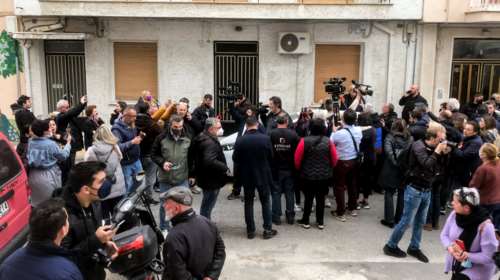 Πάτρα: Επίθεση με γροθιές από συγγενή της Πισπιρίγκου σε δημοσιογράφο του MEGA