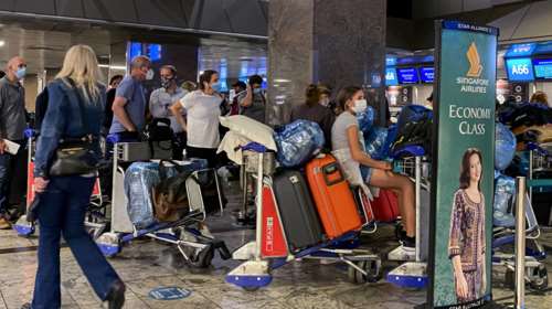 Μετάλλαξη Ομικρον: Το Ισραήλ η πρώτη χώρα που κλείνει τα σύνορα σε όλους τους αλλοδαπούς για 14 ημέρες