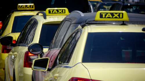 Απίστευτη καταγγελία: Οδηγός ταξί ζήτησε 35 ευρώ για μία διαδρομή 5 λεπτών