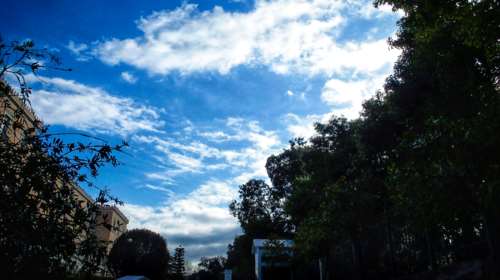 Αίθριος ο καιρός με μικρή άνοδο της θερμοκρασίας - Πού θα σημειωθούν βροχές