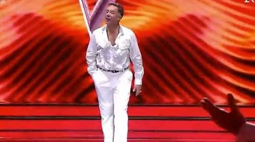 Γιώργος Μαζωνάκης: Αποθέωση από το κοινό του &quot;Voice&quot; - Η αναφορά στο Δρομοκαΐτειο - &quot;Μια βόλτα πέρασα και το έκαναν βούκινο&quot; [βίντεο]