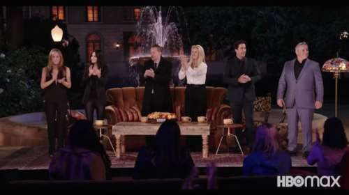 Τα &quot;Φιλαράκια&quot; επιστρέφουν: Συγκινεί το πρώτο επίσημο τρέιλερ για το reunion της σειράς Friends [εικόνα - βίντεο]