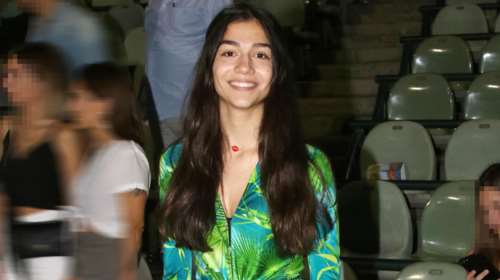 Μελίνα Νικολαΐδη: Τα αποθεωτικά σχόλια για τη σέξι εμφάνιση της μαμάς της Δέσποινας Βανδή