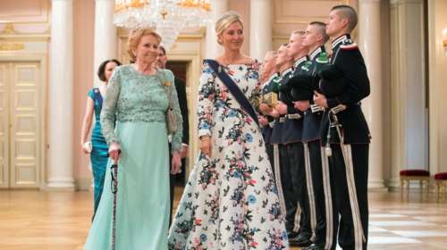 Μαρί Σαντάλ: Η σπάνια φωτογραφία της μητέρας της - Καλλονή από το Εκουαδόρ