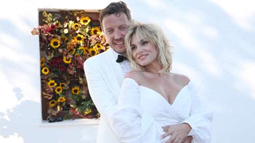 Ελεωνόρα Ζουγανέλη- Σπύρος Δημητρίου: Δείτε τι έφτιαξαν στο σαλόνι του σπιτιού τους για την καραντίνα