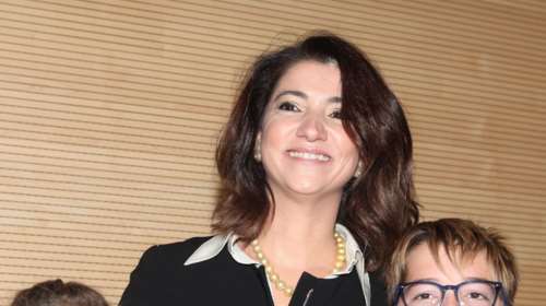 Αλεξία Μπακογιάννη: Η σπάνια εμφάνιση με τα δίδυμα παιδιά της - Πόσο της μοιάζουν [Εικόνες]