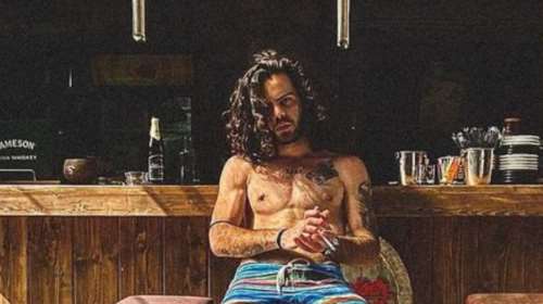 Άγγελος Λάτσιος: Τι τρέχει με την κούκλα κόρη της Δωροθέας Μερκούρη, Γαία; Ποζάρουν μαζί στις διακοπές τους