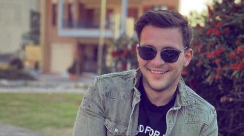 Τρίκαλα: Σήμερα το τελευταίο &quot;αντίο&quot; στον 30χρονο που πνίγηκε - Τραγικές φιγούρες οι γονείς και η σύντροφός του