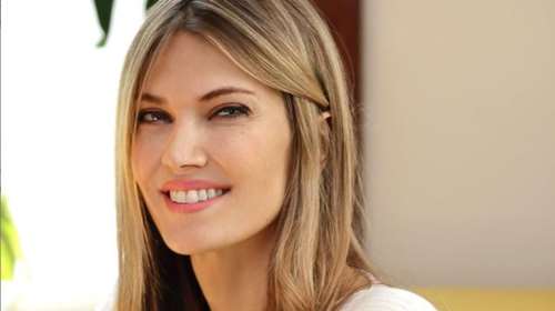 Εύα Καϊλή: Τα διπλά βαφτίσια της ελληνοιταλίδας κόρης της και η πρώτη δημόσια εμφάνιση μετά τη γέννα