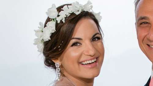 Όλγα Κεφαλογιάννη: Η νέα φωτογραφία από τον γάμο της - Στη δεξίωση με τον σύζυγό της