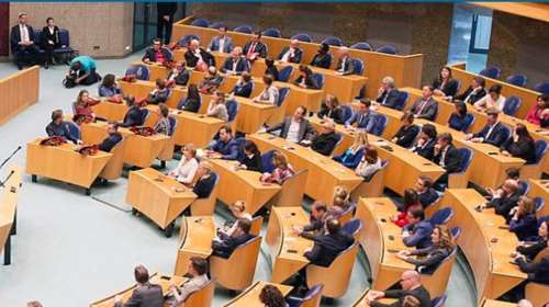 Ολλανδία: Παραιτήθηκε ο υπουργός Παιδείας μετά τις καταγγελίες για σωματικό και λεκτικό εκφοβισμό