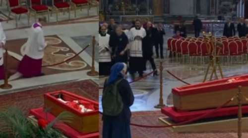 Πάπας Φραγκίσκος: Έσπασε το πρωτόκολλο το Βατικανό και επέτρεψε σε ηλικιωμένη μοναχή να θρηνήσει δίπλα στο φέρετρο