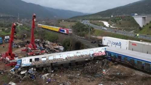 Τέμπη - Επιμένει η Hellenic Train: Το εμπορικό τρένο μετέφερε μόνο λαμαρίνες, τρόφιμα και μπύρες